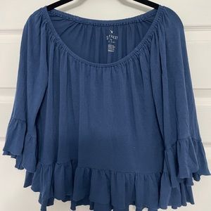 American eagle soft and sexy blue top